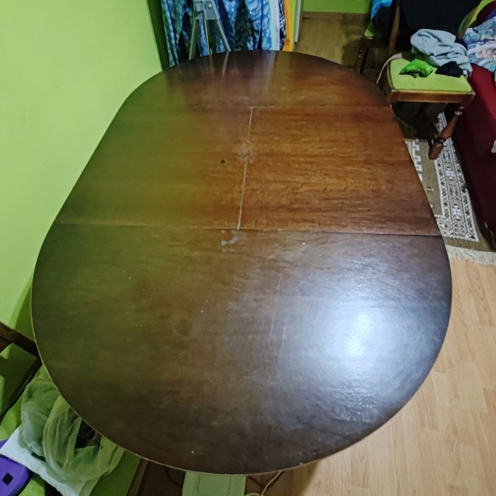 Masa lemn masiv, extensibila. +4 scaune