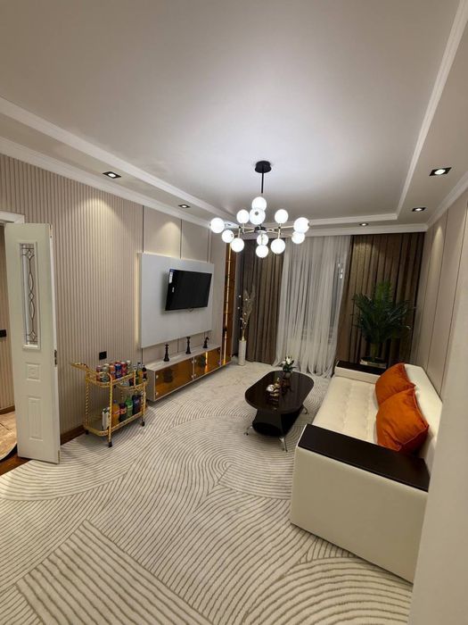 Продается 1в2 ком. квартира, 39м2. Кирпич. Чиланзар-5 квартал.