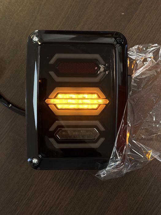 Европейски LED стопове за Jeep Wrangler JK
