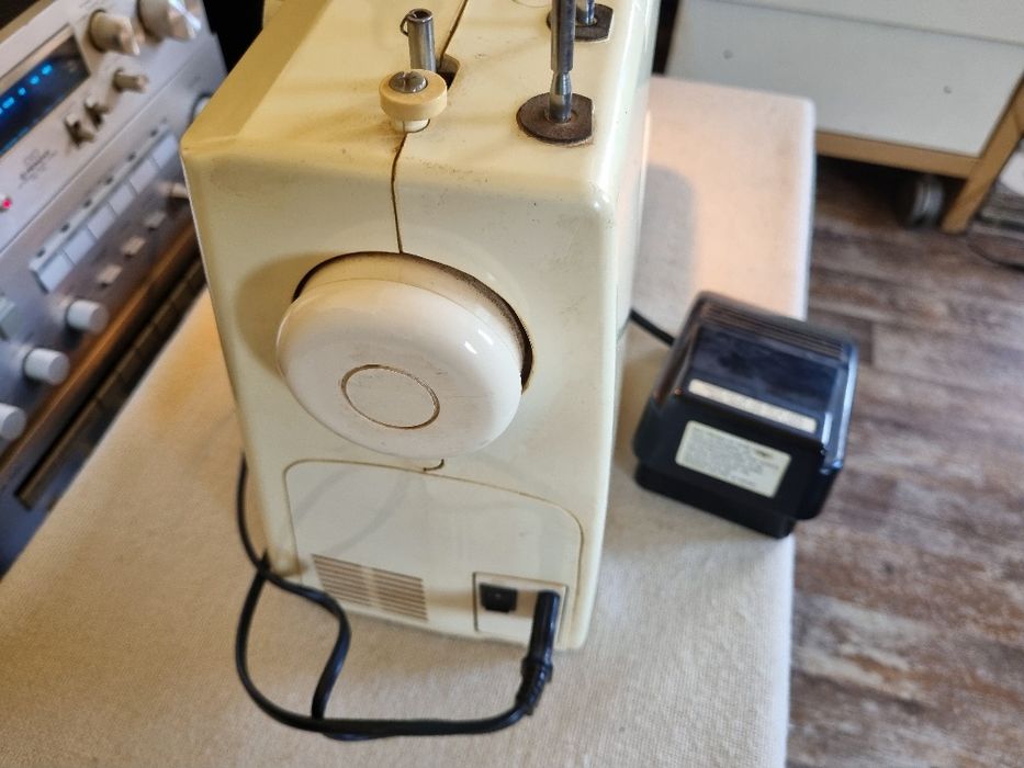 Masina de cusut Privileg. Perfecta stare.