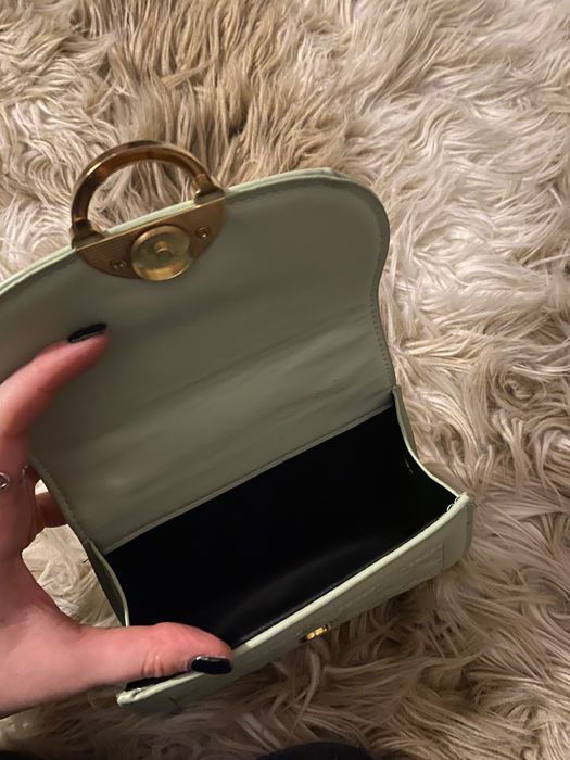 Малка зелена чанта с перли