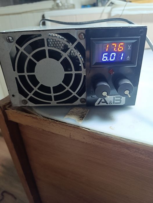 Зарядное устройство для аккумулятора