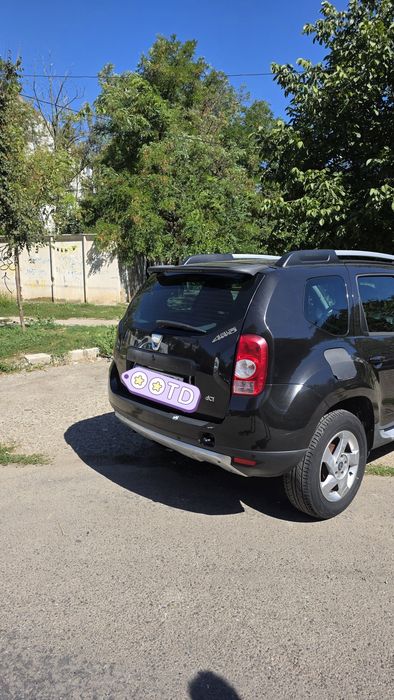 Se vinde Duster 4x4 2011