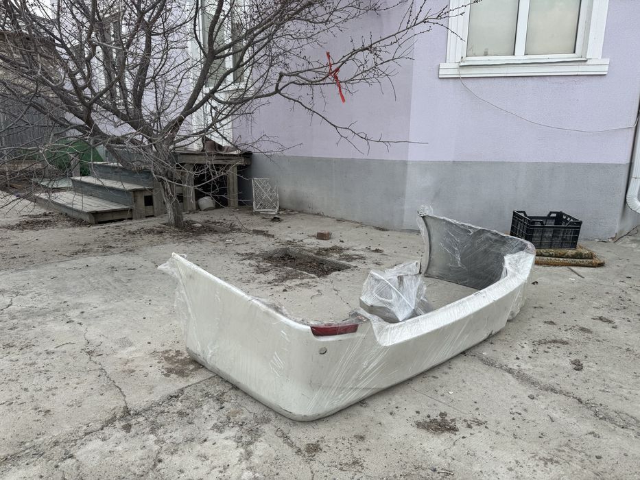 Задний бампер Toyota Alphard