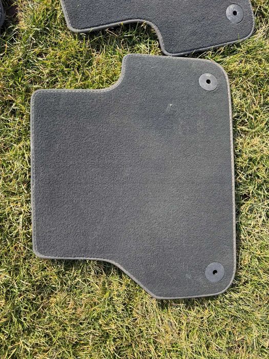 Presuri originale Audi A4 B9 sedan material textil