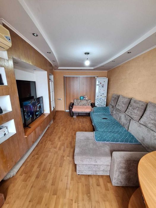 продам 1 комнатную квартиру