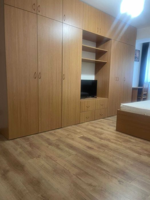 Particular, Inchiriez Garsoniera Decomandata, parter, Brancoveanu