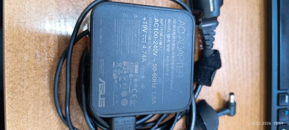 Продам ноутбук Asus X550d на запчасти