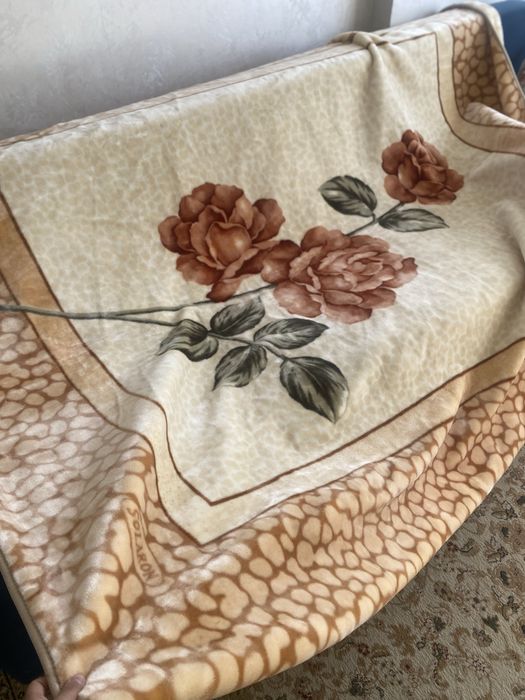 Прлдам новое одеяло