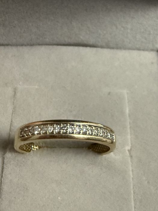 Бриллиантовое кольцо