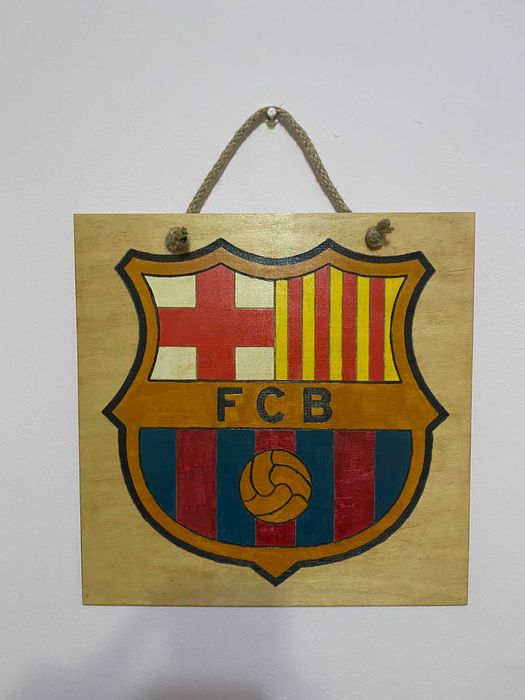 Лазерно гравирани и ръчно оцветени лога на футболни отбори