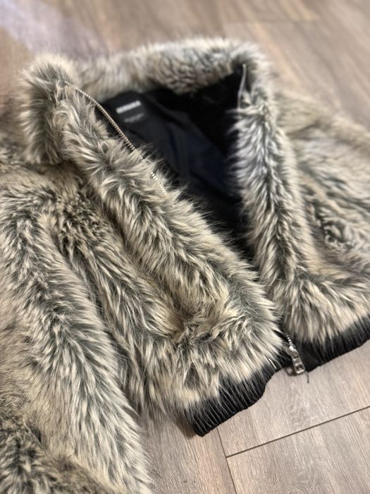 Пухено яке на Bershka