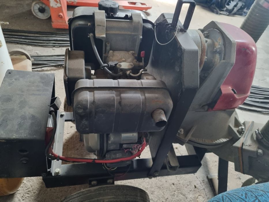 Pompa apa cu diafragmă  motor diesel Hilta Morris Anglia