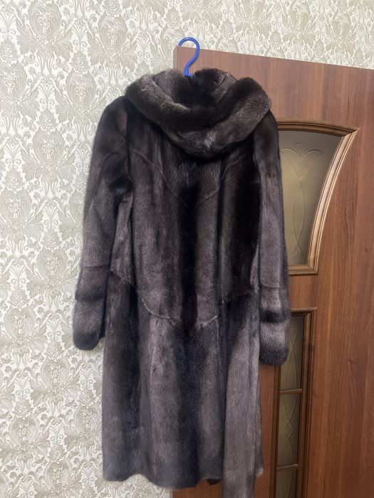 Продам шубу норковую