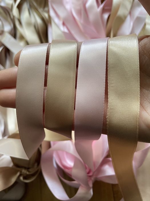 Сатенени и дантелени връзки за обувки/маратонки