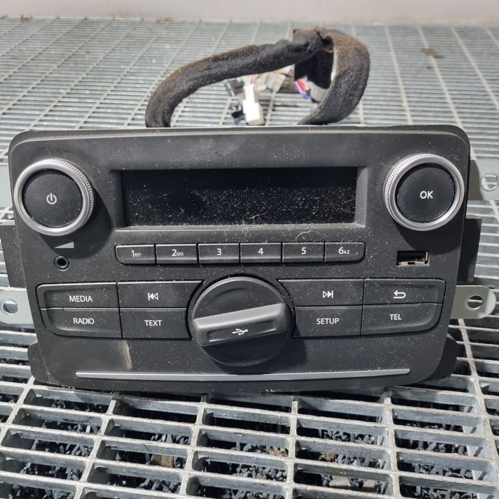 Cd player Dacia Duster II 2018 - 2021 (1473) 0150147711 Garantie