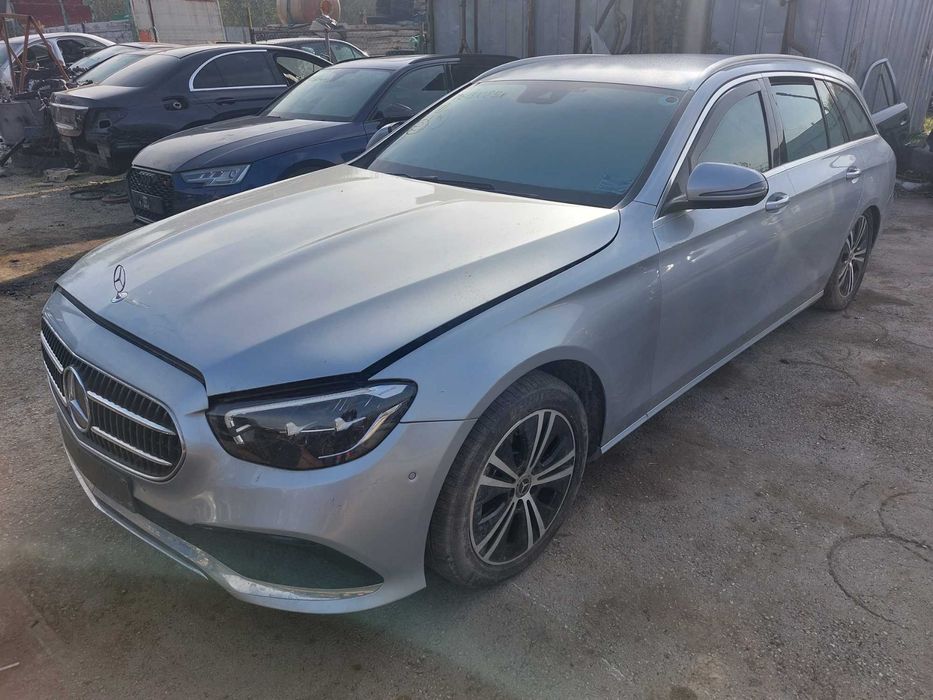 На Части: Mercedes-Benz W213 FACELIFT E220d 194 к.с. 2012 SPORT Комби