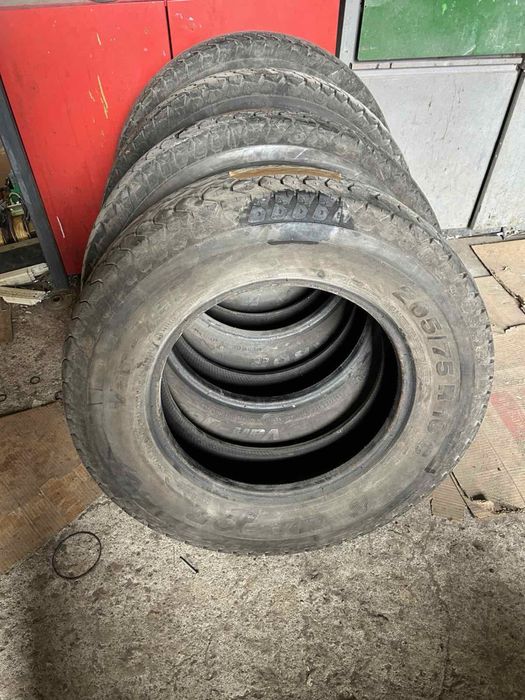 Гуми 205/75  R-16