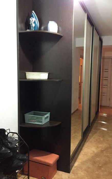 Шкаф купе в идиальном состоянии