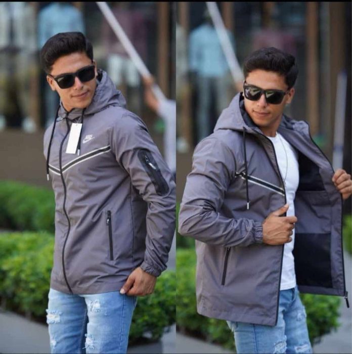 Мъжки спортни ветровки бродирано /или гумирано лого