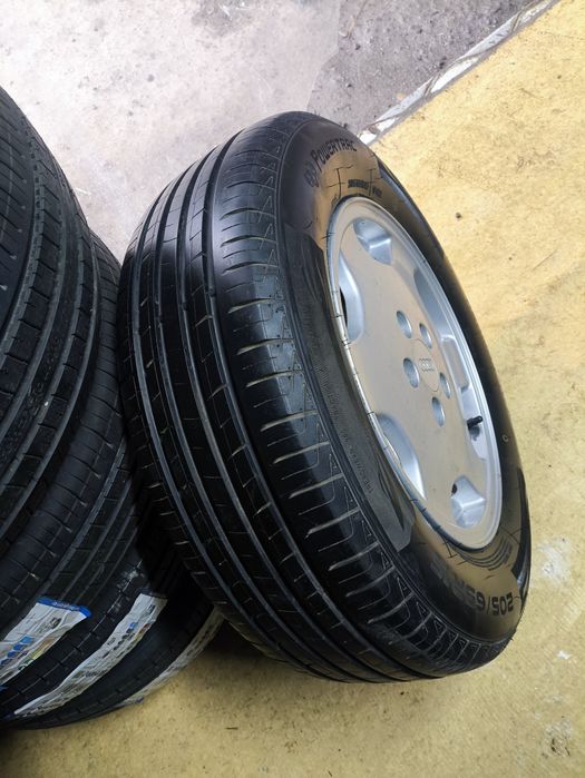 Продам комлект шины с дисками R 15