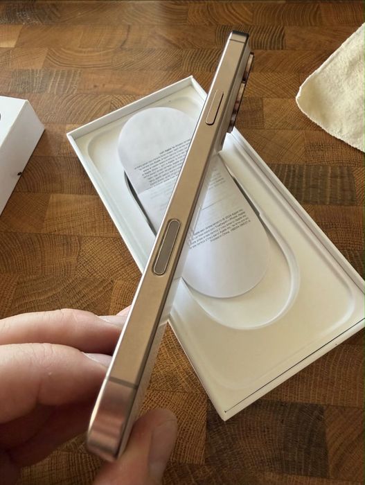 iphone 16 Pro Max 256Gb Desert Titanium Ca Nou Baterie 100%