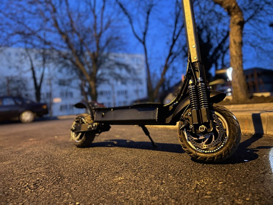 Trotineta 2400 W Scooter S13 , 2 motoare 2x1200w,52v