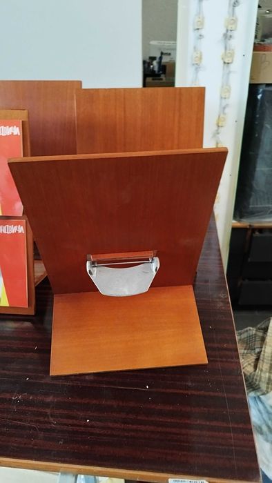 Меню дървена стойка - Дисплей за мхоголистово меню 23/34см