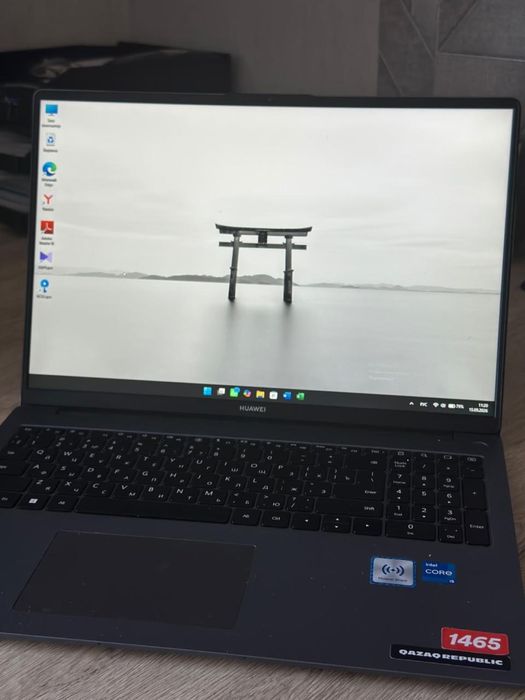 Продам ноутбук Huawei matebook D16