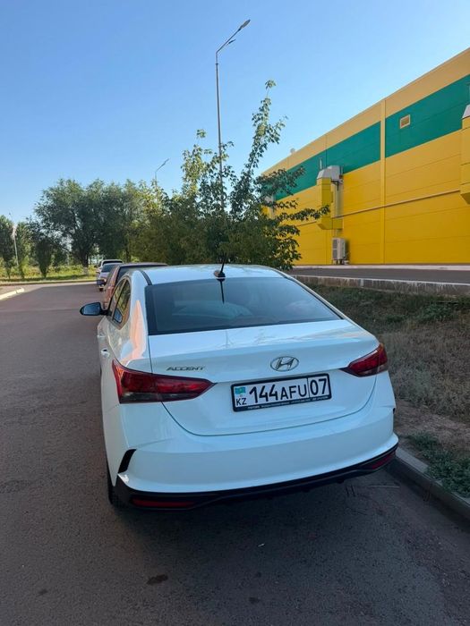 Hyundai accent 2021г
