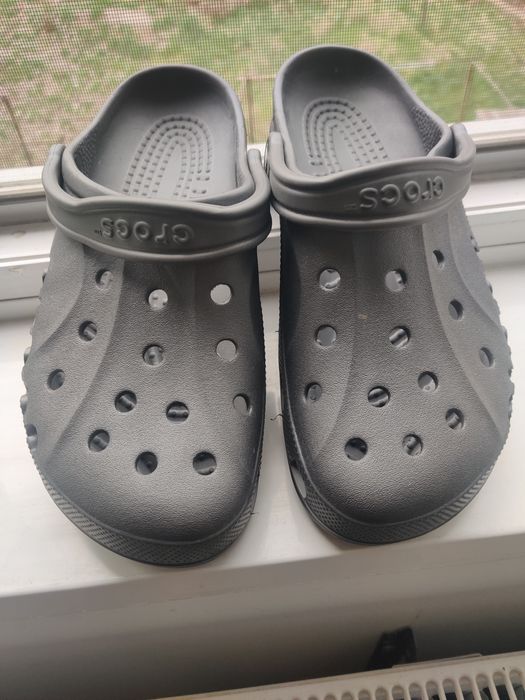 Crocs M8 W10 size 41/42