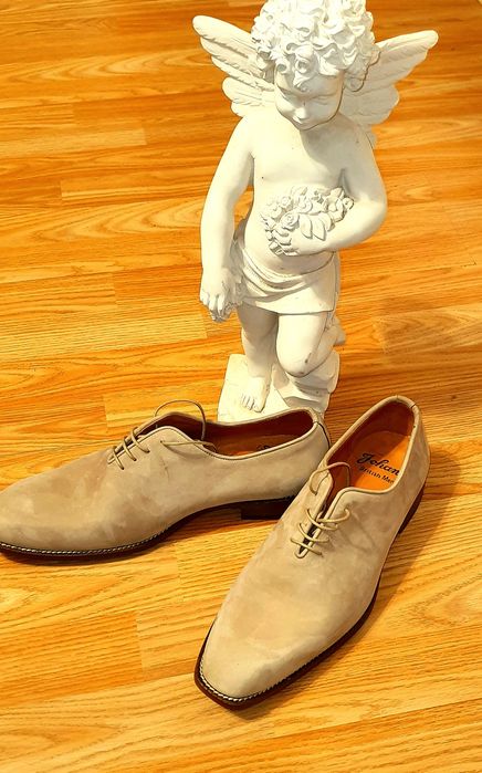 Vând pantofi model unicat, lucrati pe comandă, de ocazie!