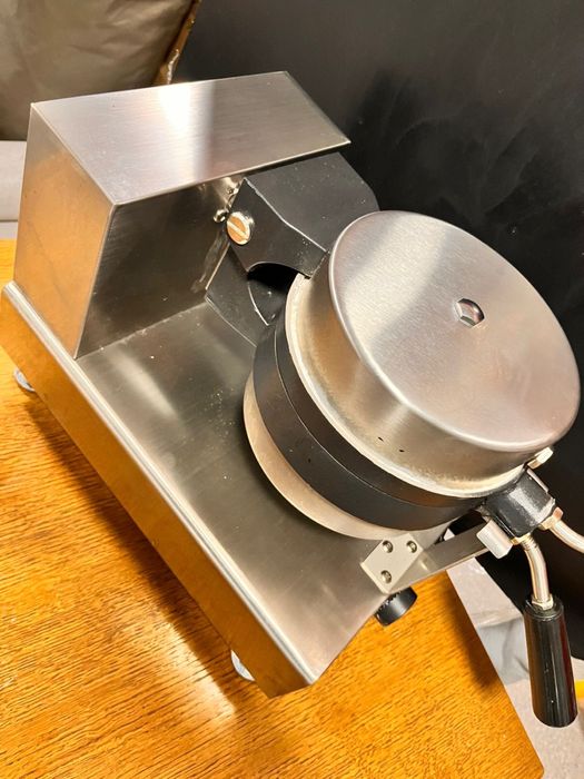 Вафельница для UFO бургера