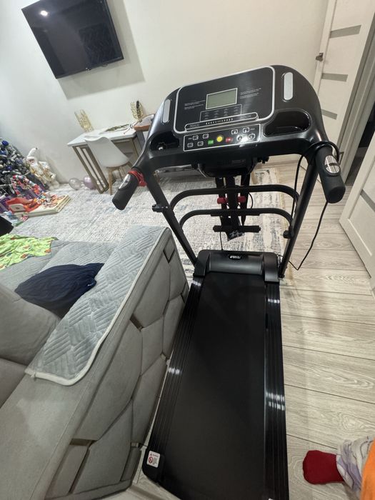 Продаётся беговая дорожка