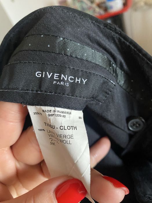 Pantaloni Givenchy marimea 41