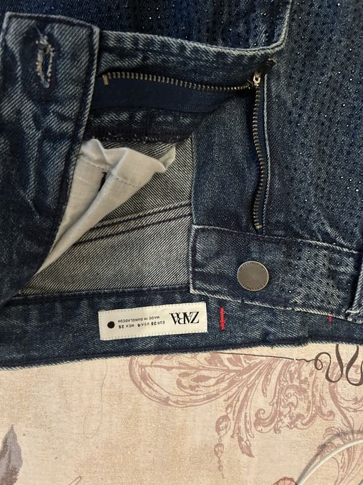 Дънки с камъни ZARA