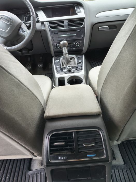 Audi A4 2.0 TDI 143 CP Manuală