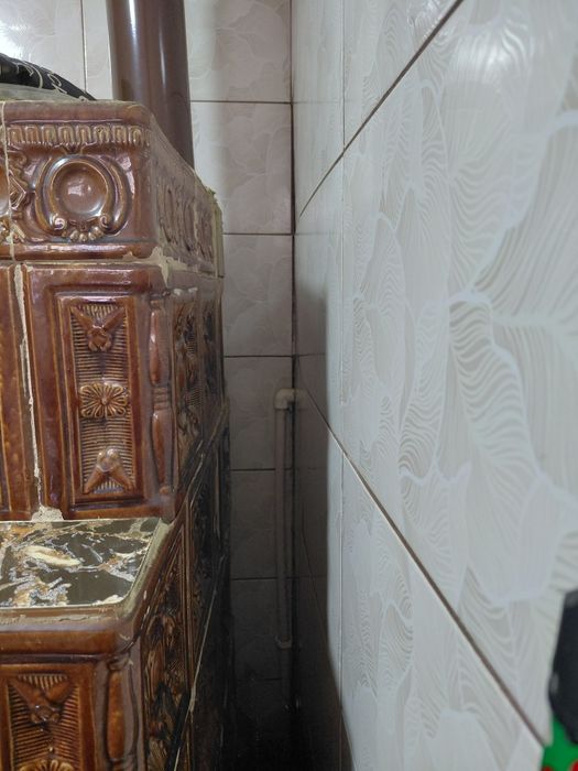 Vând sobă de teracotă