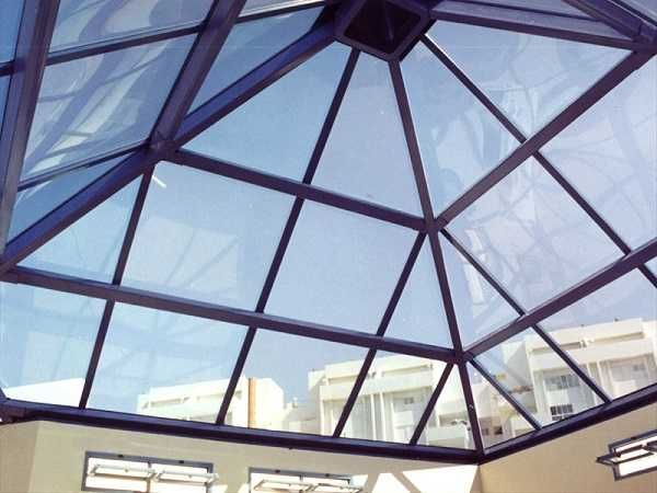 Изготовление нестандартных изделий из оргстекла | Цены | Сроки