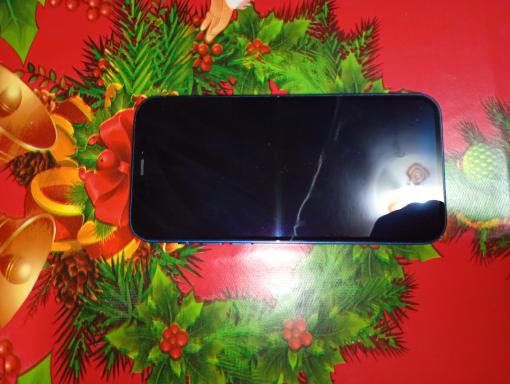 Vând sau schimb iPhone 12