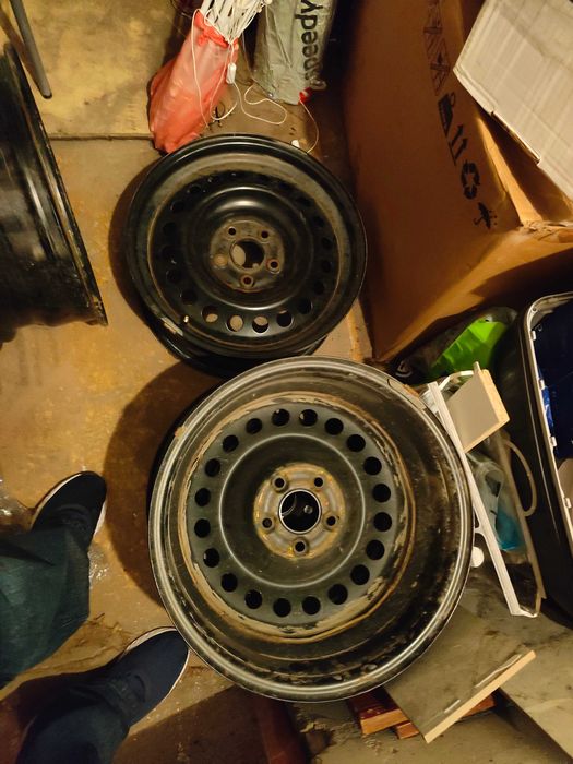 Гуми 225/45/17 (Летни Dayton и Зимни Dayton) + Стоманени джанти 17" 5х114.3 за Nissan/Honda