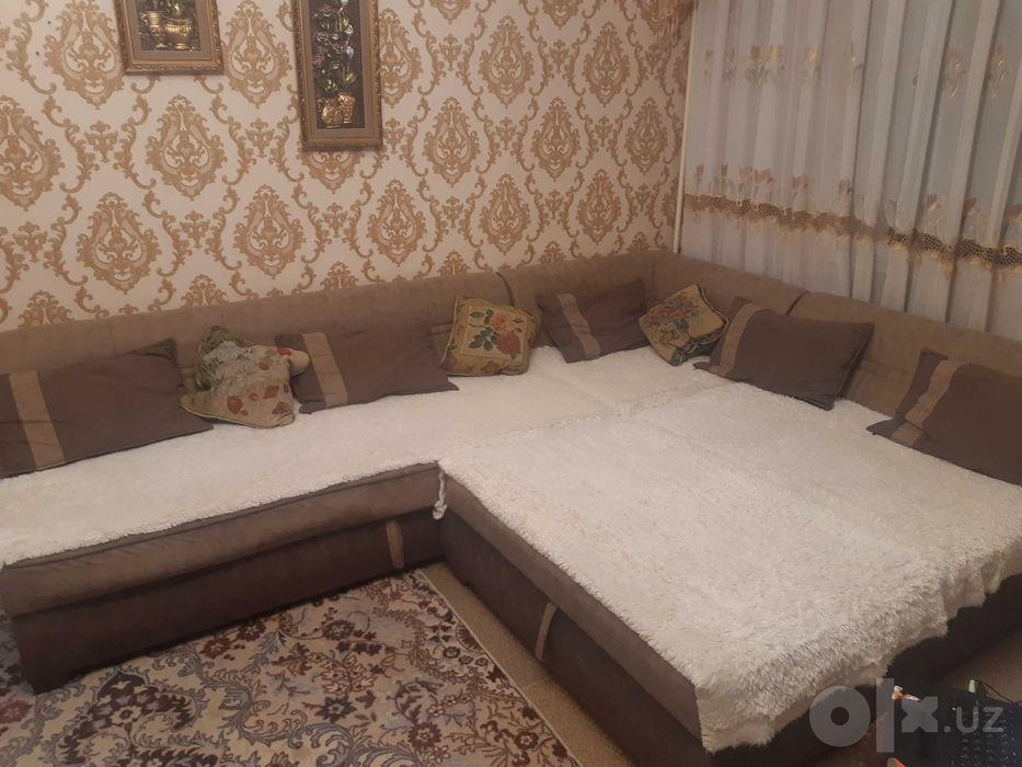 Современный модульный диван