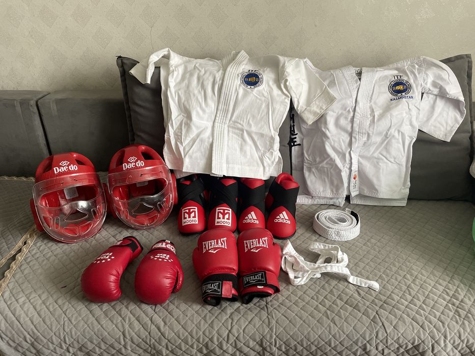 Форма таэквандо, экипировка. Добок