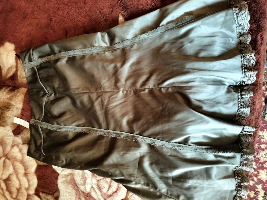 Юбку продам Турция, 52 размер