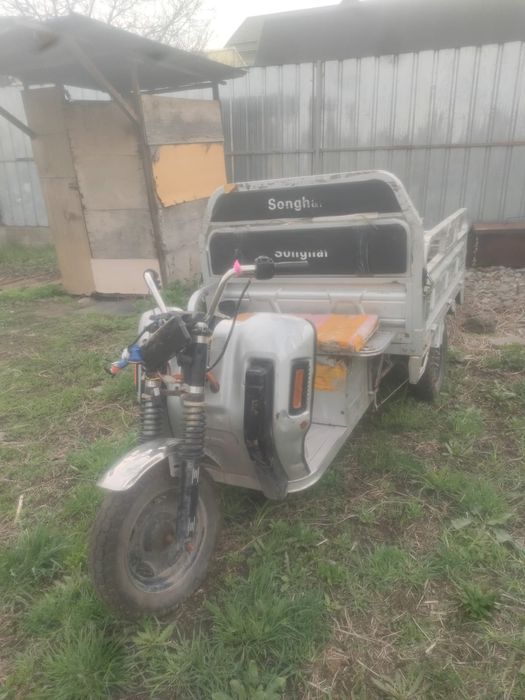 Продам трицикл электрический