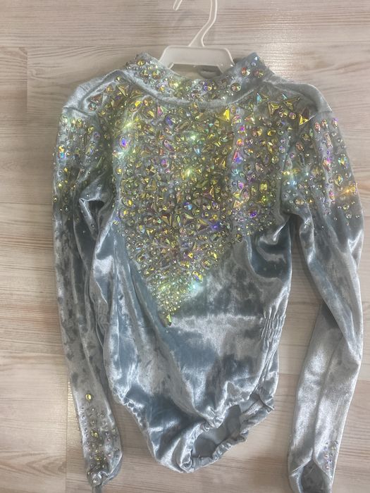 купальники по художественной гимнастики