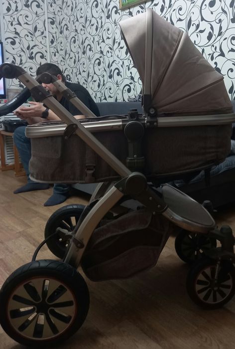 Коляска 2 в 1  Lorelli Aurora.