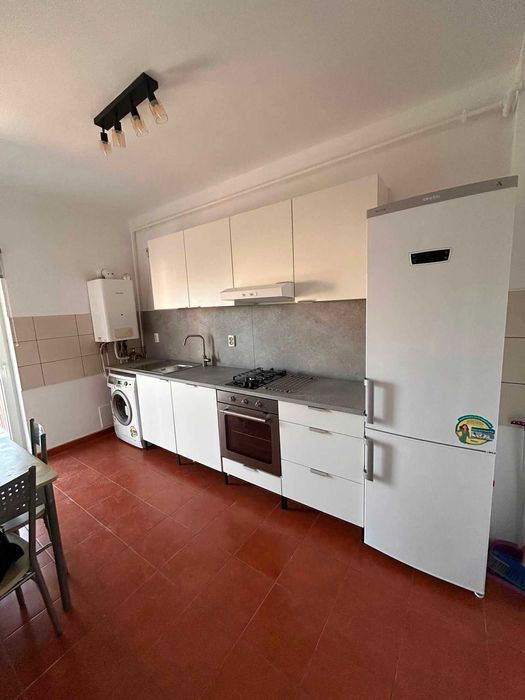 De Inchiriat apartament 2 camere decomandate + balcon + parcare  - Iris, Str. Silvaniei