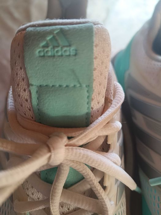 Маратонки Adidass
