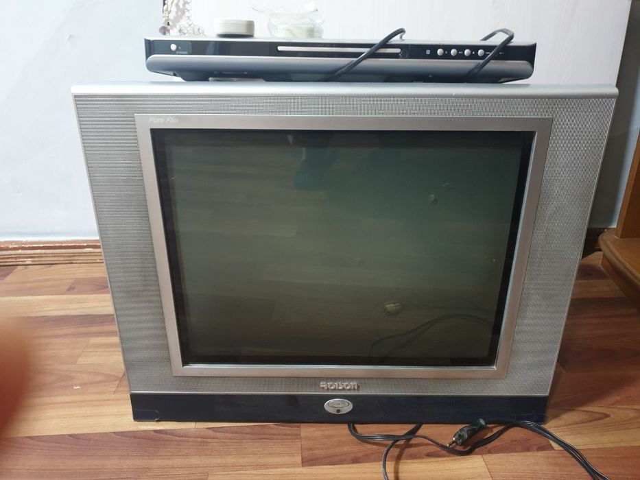 Продам телевизор Roison + DVD-плеер